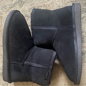 Minnetonka Black Winter Boots
